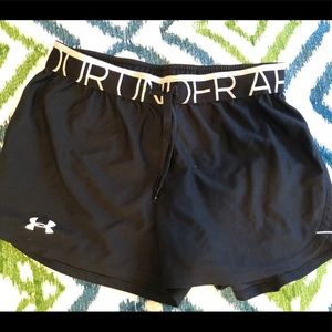 Underarmour shorts size small